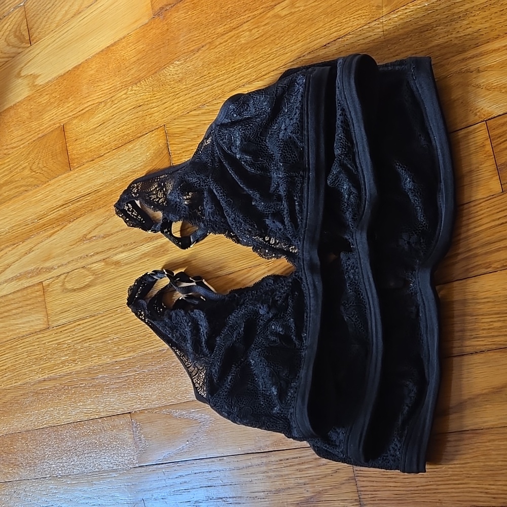 3/$18 Naja Adriana Bralettes